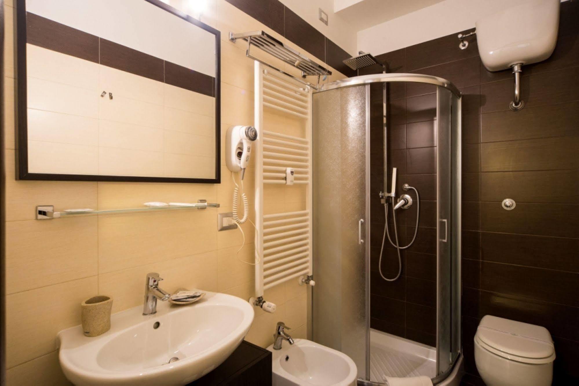 Mikale Rooms Rome Luaran gambar