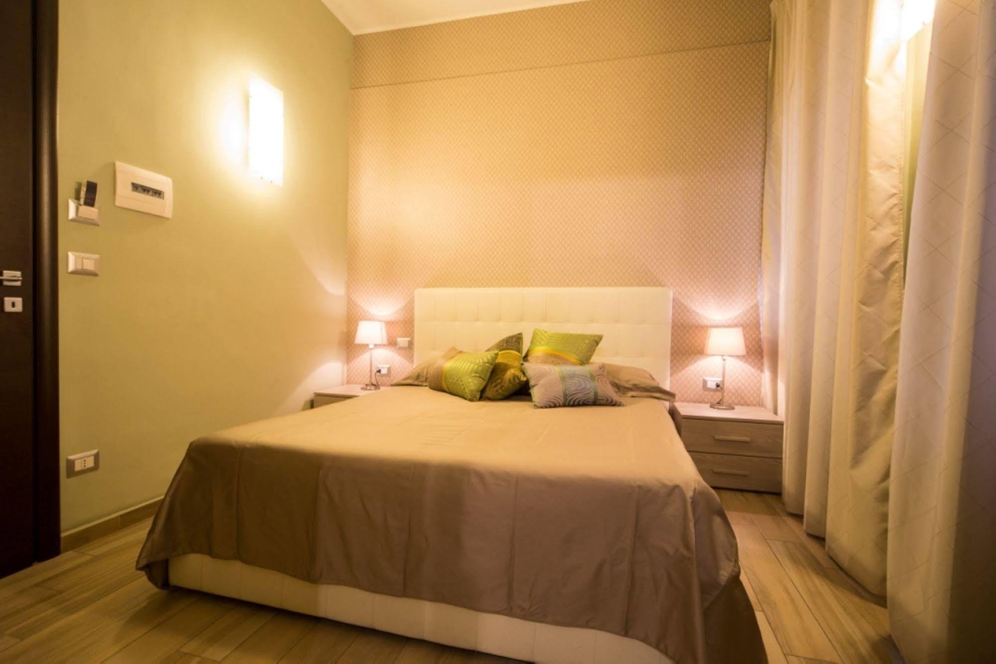Mikale Rooms Rome Luaran gambar