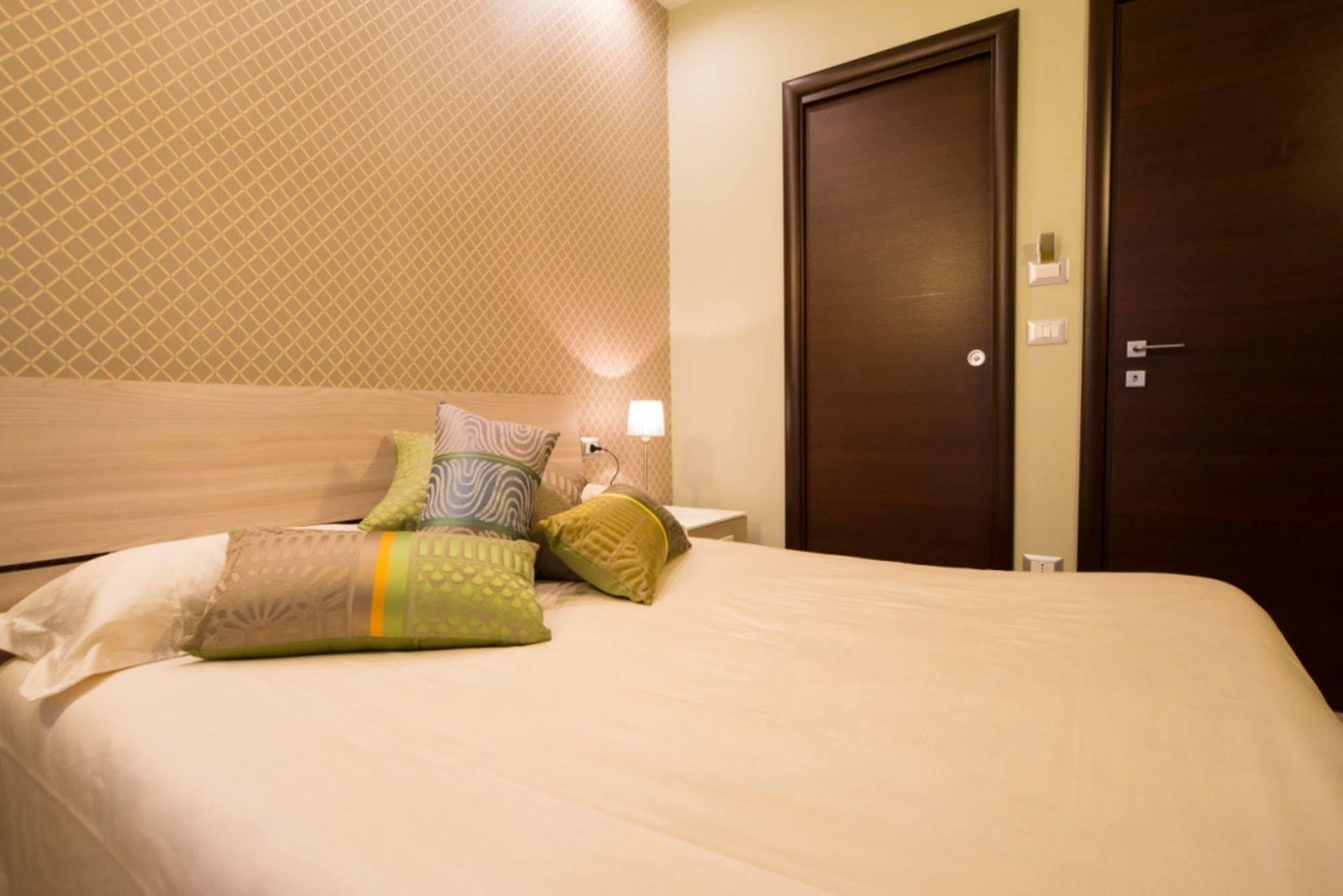 Mikale Rooms Rome Luaran gambar